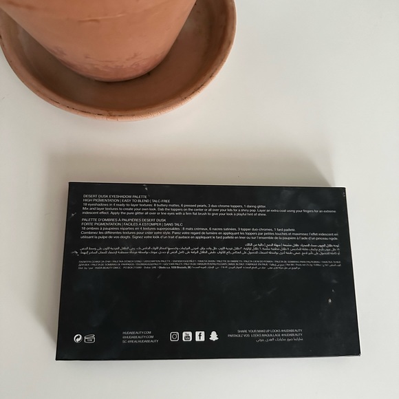 Huda beauty desert dusk palette - Picture 3 of 3
